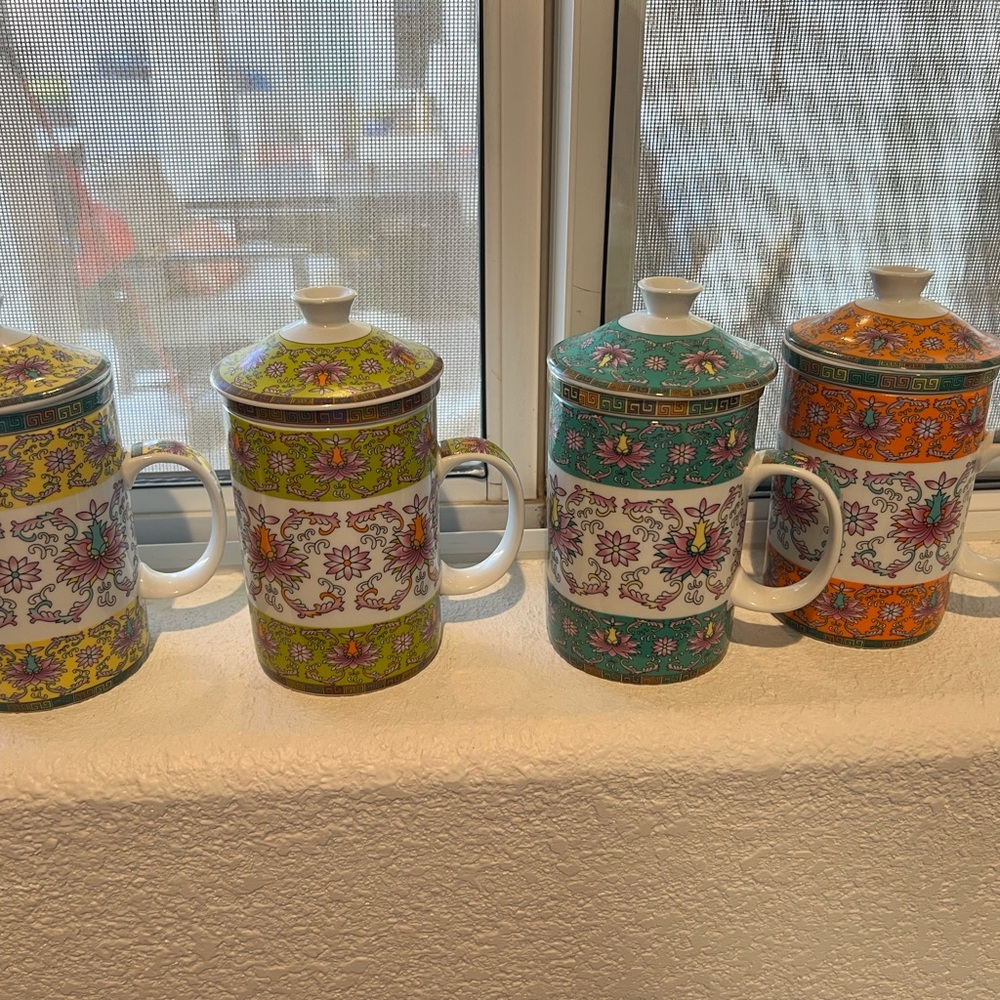 Cost Plus World Market Multicolor Floral Mug Set with Infuser